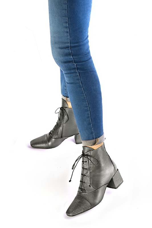 Dark grey women's ankle boots with laces at the front. Square toe. Medium block heels. Worn view - Florence KOOIJMAN